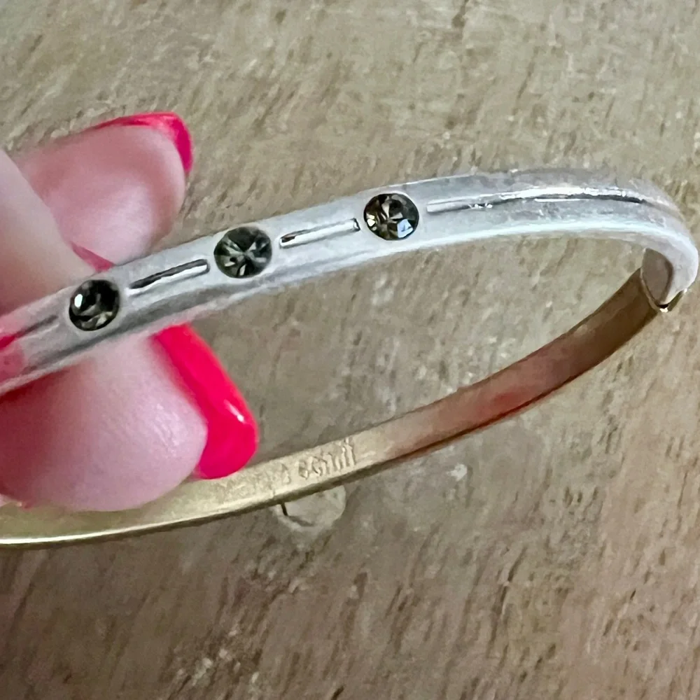 NEW MARLYN SCHIFF Two Tone Crystal Beaded Hinged Bangle Bracelet 7.25”